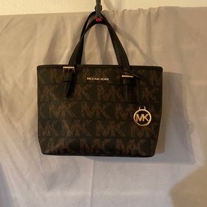 Michael Kors XS carry all jet travel women’s tote